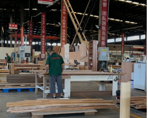 中墅合肥30亩自有原木生产基地 车间加工实景